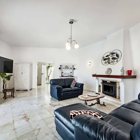 Barbara Вилла *