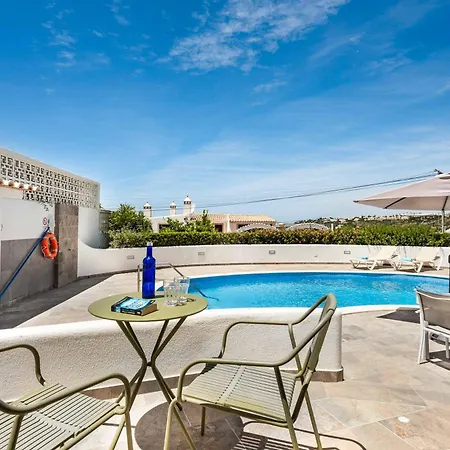 Barbara אלבופיירה